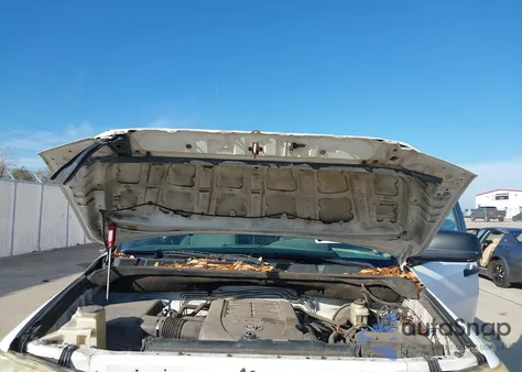 2010 Toyota Tundra Grade 5.7L V8 from USA, damaged, VIN 5TFEY5F15AX097748